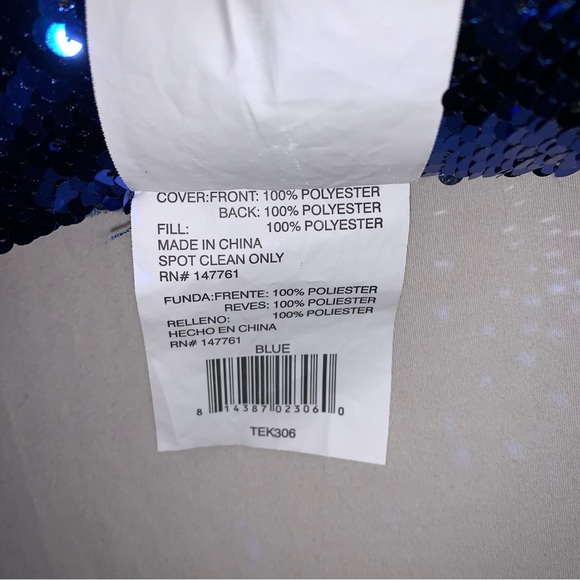 🆕 Blue Silver Reversible Flip Sequin Throw Pillow Color Changing Decor Home Bed - Picture 5 of 8